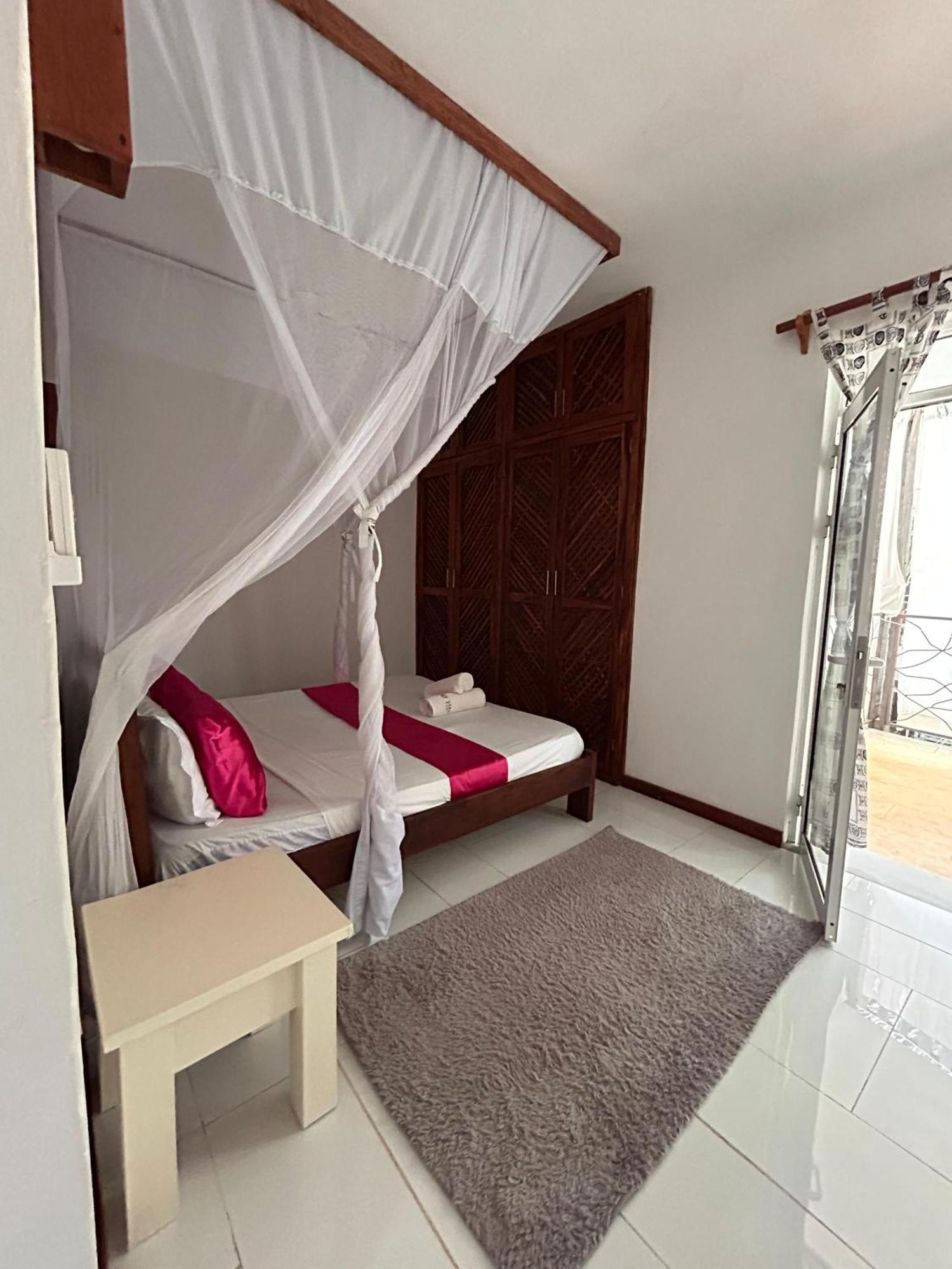 Aqua Resort Diani Beach Dış mekan fotoğraf